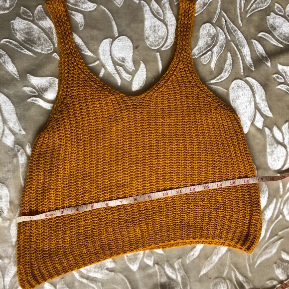 Crochet Top - Picture 4 of 6